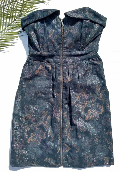 Staring at Stars Dresses & Skirts - Staring at Stars Sparkly Brocade Strapless Dress